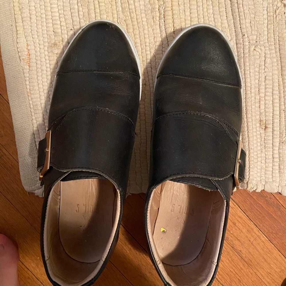 Black shoes